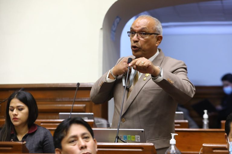 Congreso: proponen sancionar la normalización de la mentira en la vida política