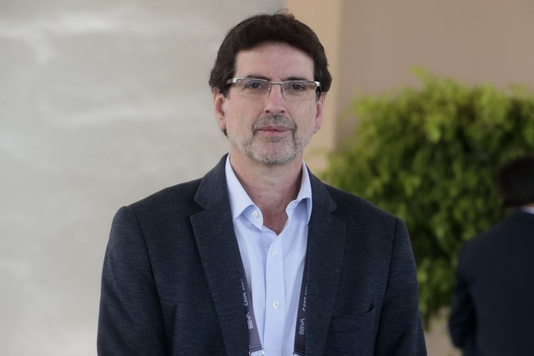 Confiep: no podemos ir a una elección con 50 candidatos porque afecta la gobernabilidad