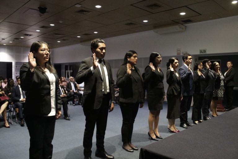 Junta Nacional de Justicia juramentó a 19 fiscales adjuntos provinciales